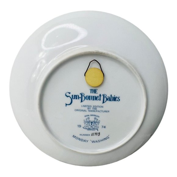 "The Sun-Bonnet Babies"  Plates Set of 7 Royal Bayreuth Vintage 1974 - Picture 3 of 16